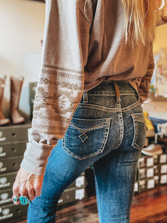 Ariat Marsh Embroidered Sweatshirt